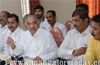 Yettinahole: NRSS to exhibit Black flag to Sadananda Gowda and Veerappa Moily